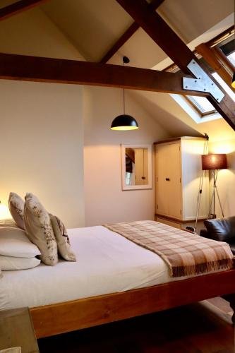 Room 6 - Old Spot